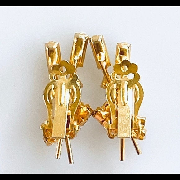 Vintage Crystal Clip On Earrings Gold Tone - Picture 3 of 8